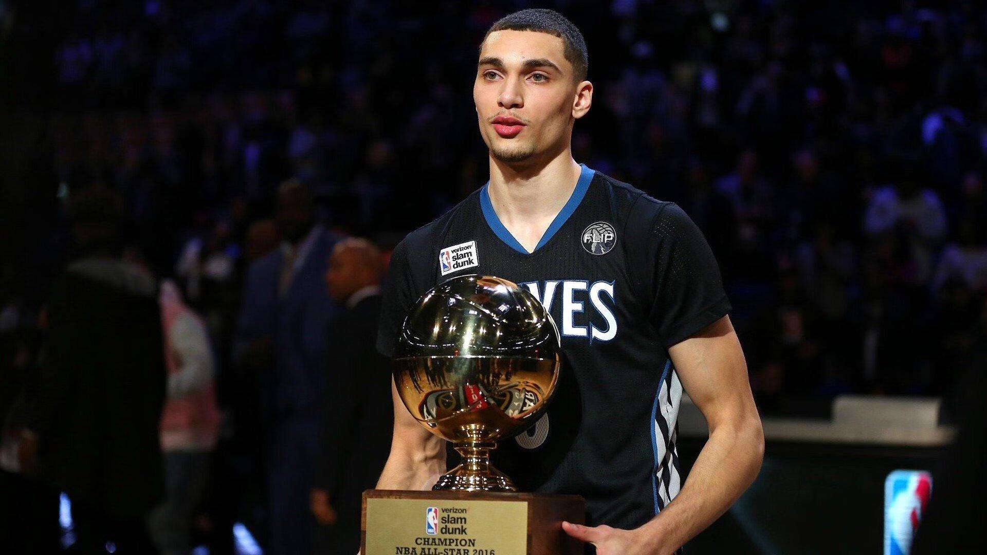 汉语老师上线 书豪教莱恩说“新年快乐”